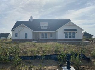147 Sunny Side Dr, Valley View, TX 76272