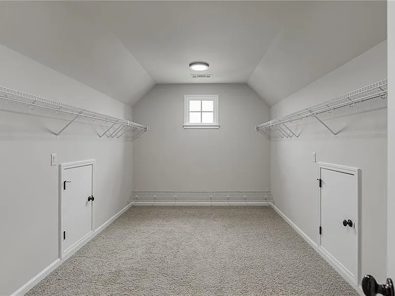 4612 Grandview Pkwy — Photo 52