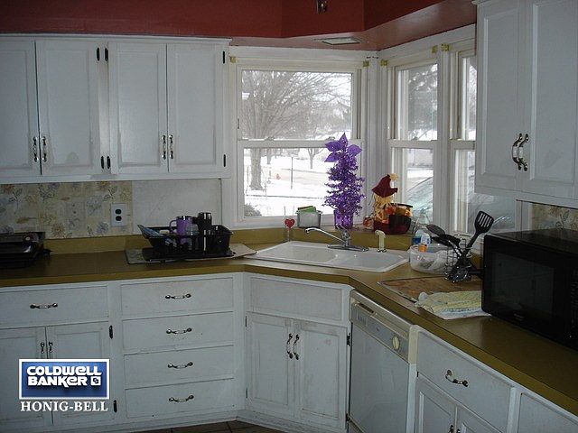 2nd image of 1307 Frederick St