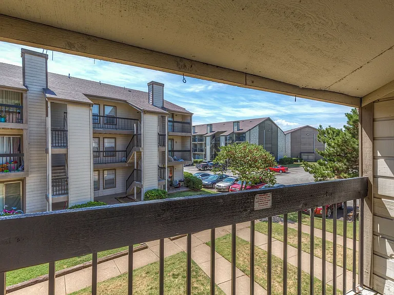 Union Point Apartments — Photo 26