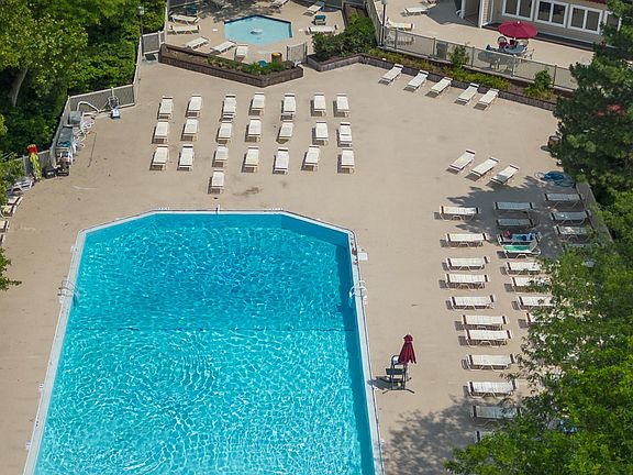 3rd image of 214 Sandcastle Ky