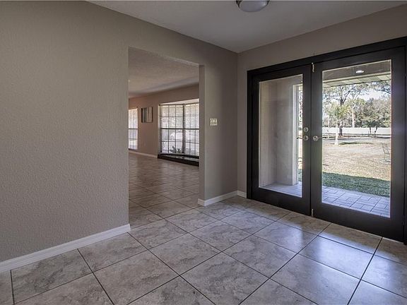 5th image of 10709 Dixon Dr