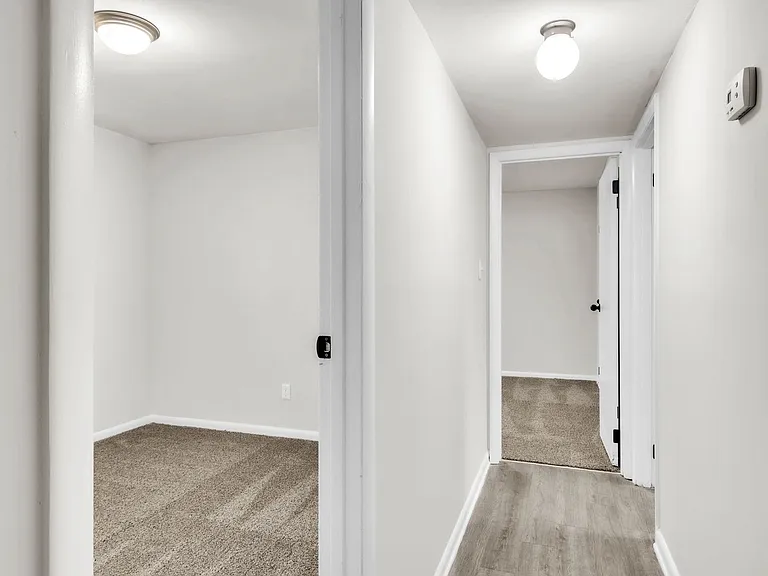 Country Creek Apartments — Photo 71