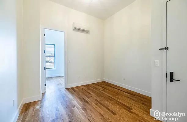 Rented by Brooklyn Group | media 10