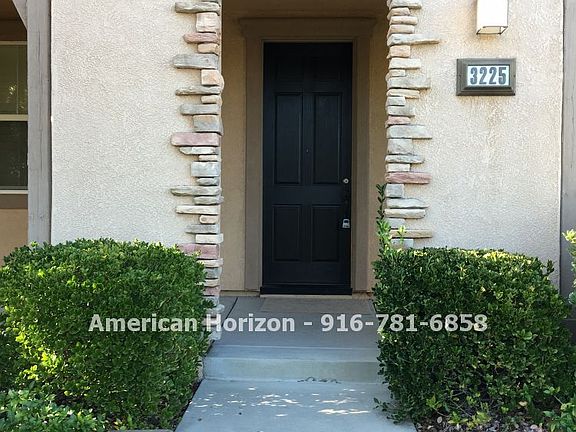 2nd image of 3225 Ardley Dr
