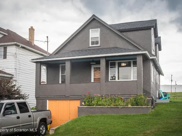 106 Couzen St, Eynon, PA 18403