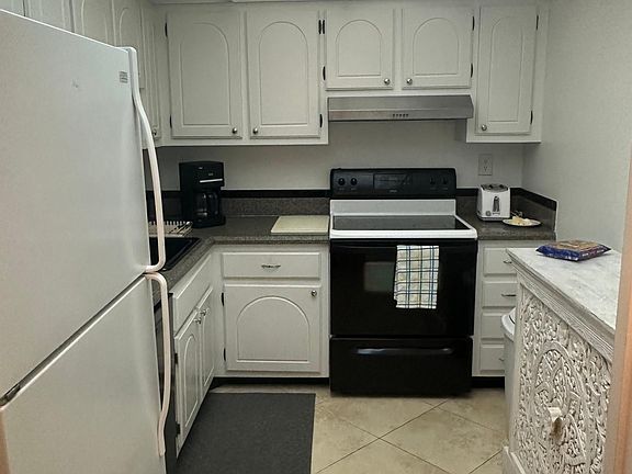 4th image of 3301 S Ocean Blvd APT 104