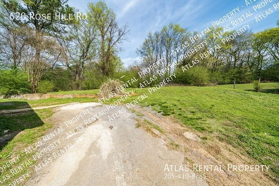 Perfectly Sized 3-Bedroom Gem — Photo 4