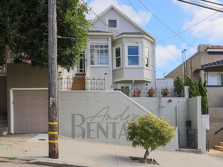 1029 Rhode Island St — Photo 1
