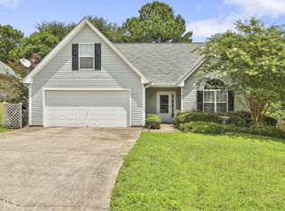 207 Calico Loop, Grantville, GA 30220
