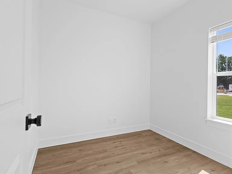 2986 Sydney Dr — Photo 10