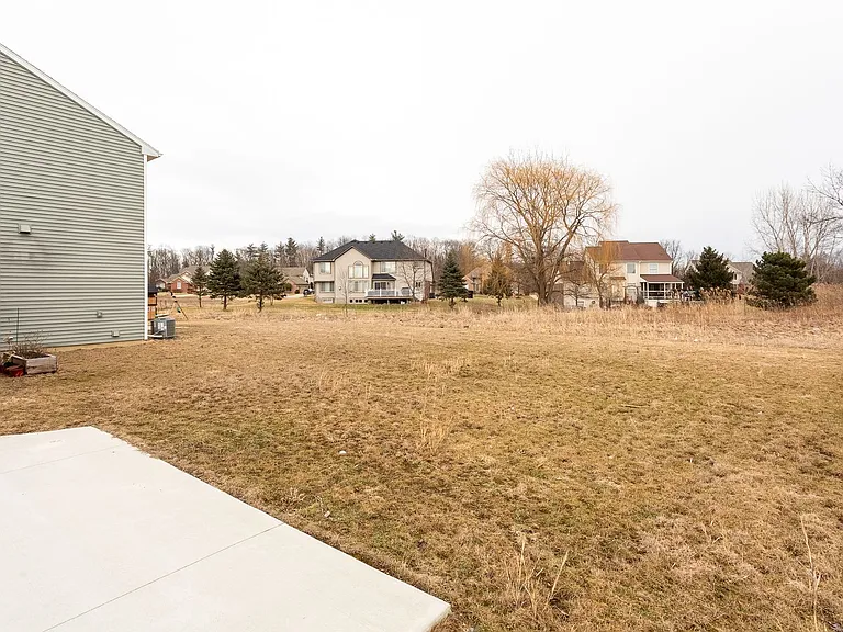 7193 Primrose Ln — Photo 27