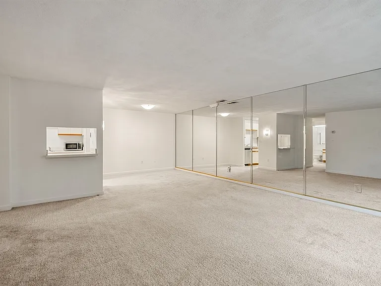1600 Massachusetts Ave #205 — Photo 4