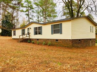 2419 Watson Lake Rd, Fayetteville, NC 28306