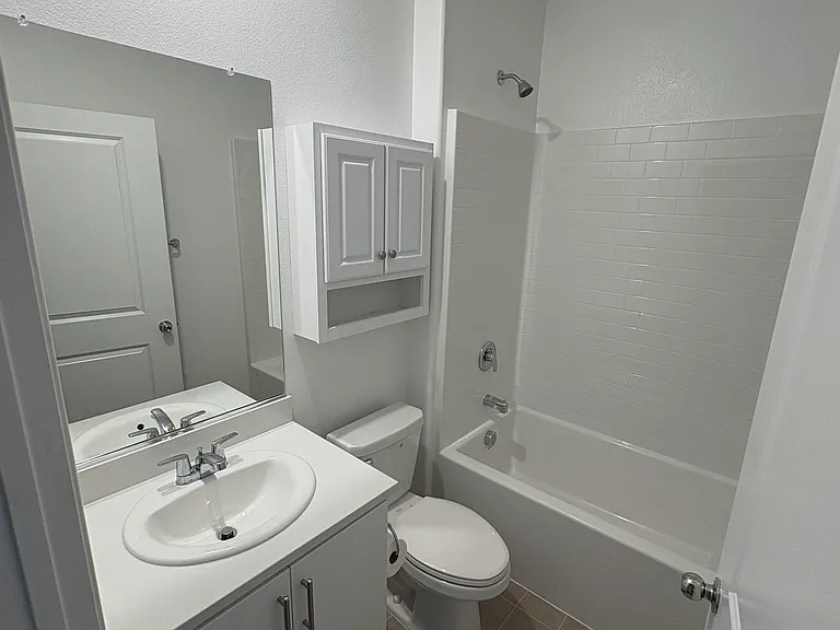 26913 Millerton St — Photo 14
