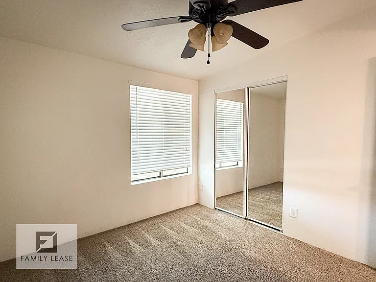 3700 S Serena Ln — Photo 30