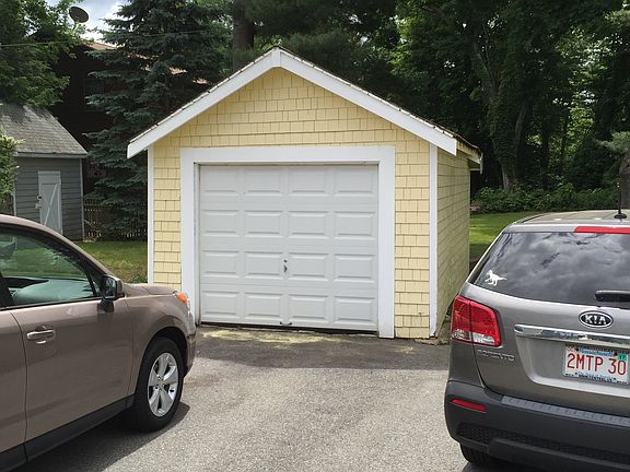 4th image of 78 Essex St