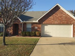 1002 Warren Dr, Forney, TX