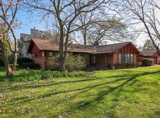 830 W 8th St, Hinsdale, IL 60521