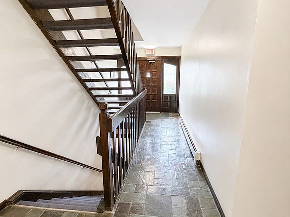 3rd image of 11 Chatham Court