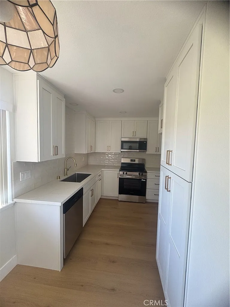 2 bed, 1257 sqft, $3,150 — Photo 1