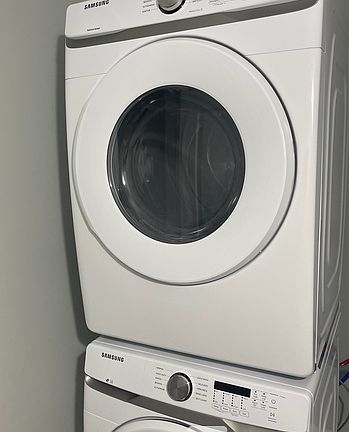 4th image of 5205 Bayside Dr #5205