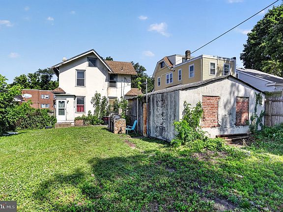 3rd image of 5709 Weymouth St