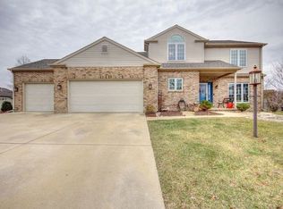 1516 Bridge Point Ln, Champaign, IL 61822