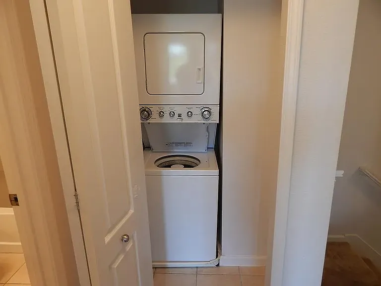 1818 Moore Blvd #216 — Photo 3