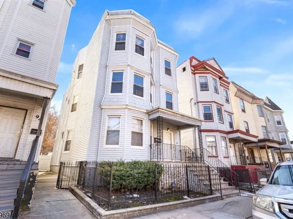 96 11th Ave, Newark City, NJ 07107
