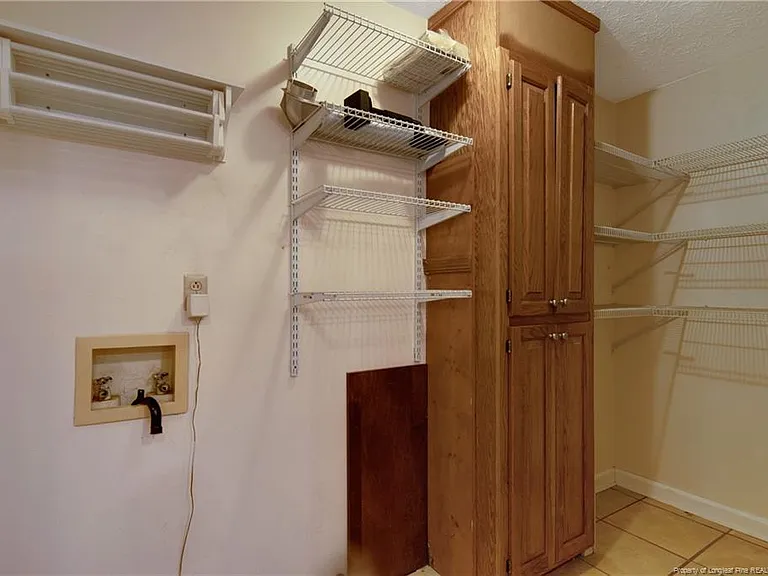 405 Bannerman Ct — Photo 20