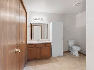 304 Golf View Rd #301-309, Cecil, WI 54111