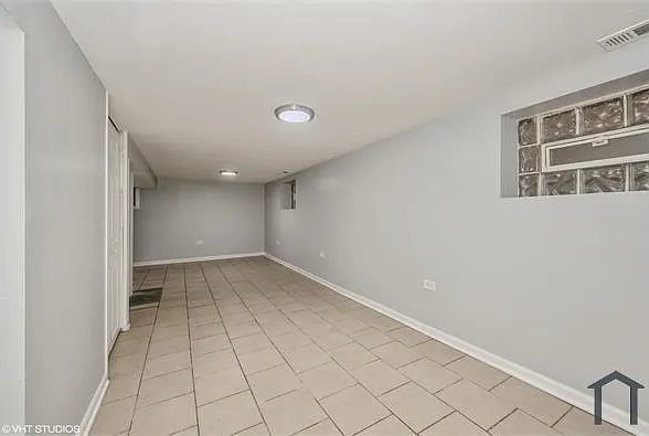 7010 S Claremont Ave — Photo 13