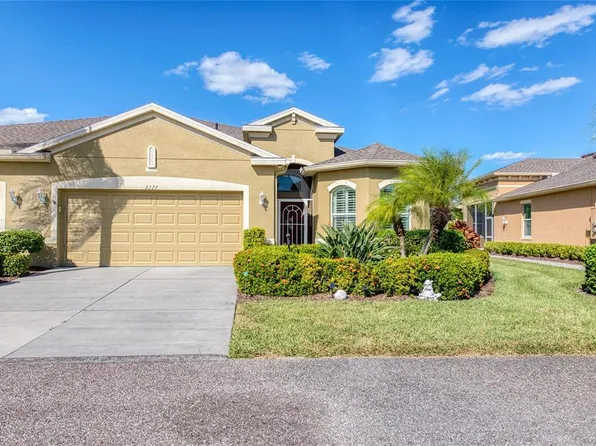 2227 Nottingham Greens Dr, Ruskin, FL 33573