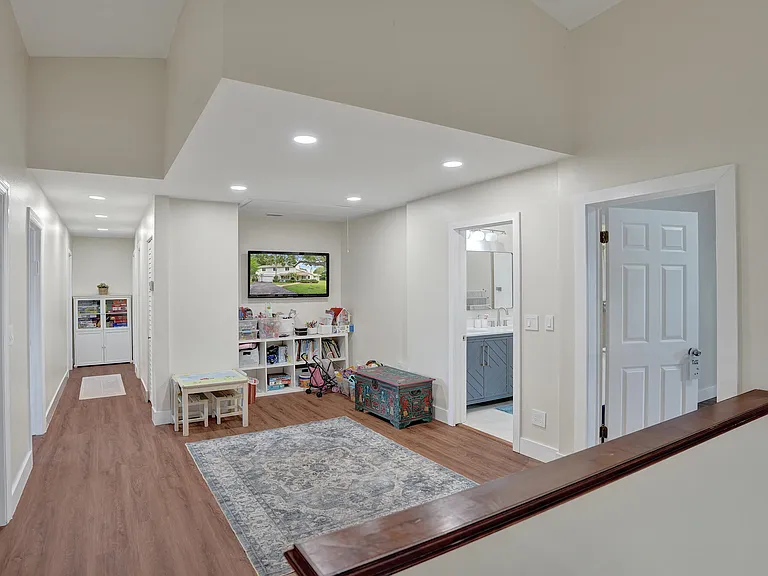 12213 Melissa Way — Photo 28