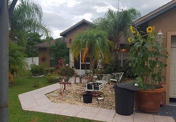 3rd image of 1035 Embrun Ct