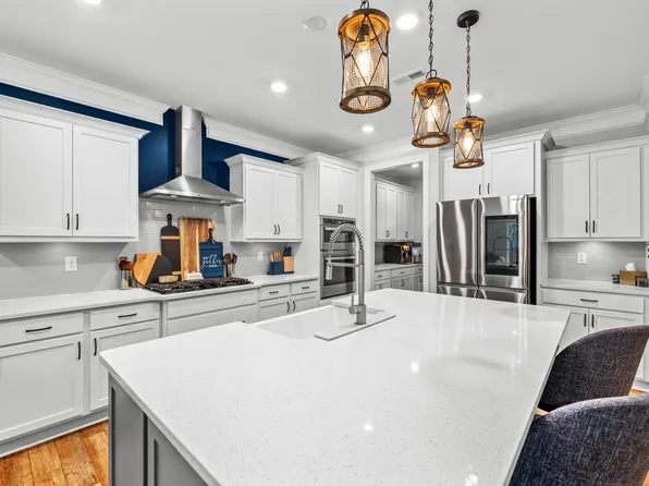 520 Glenwyck Ct, Fuquay Varina, NC 27526