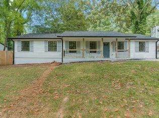 8949 Raven Dr, Jonesboro, GA 30238