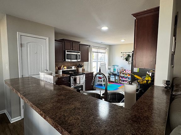 4th image of 2051 Heathcote Dr