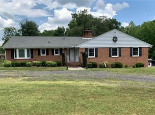 210 S Van Buren Rd, Eden, NC 27288