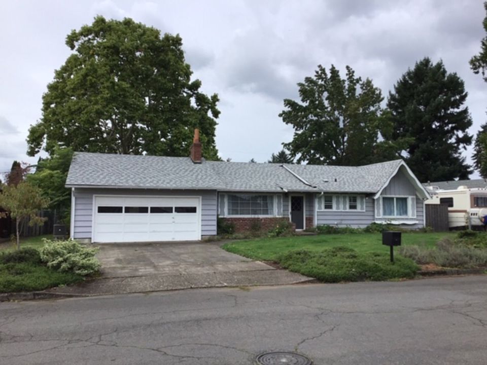 2nd image of 7455 Delaware Ln