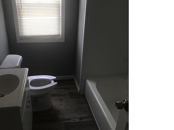 5th image of 1211 S Ethel St