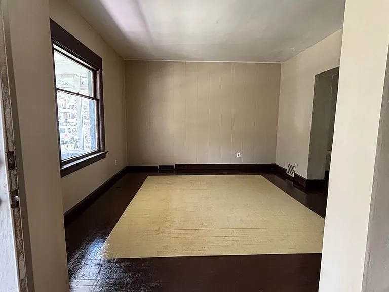 412 Wayne Ave — Photo 6