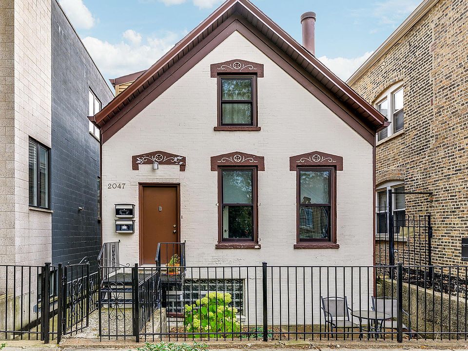 1st image of 2047 W Shakespeare Ave #F