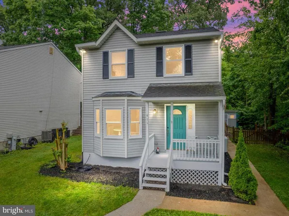 911 12th St, Pasadena, MD 21122