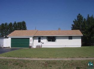 21 Evergreen Ln, Babbitt, MN 55706