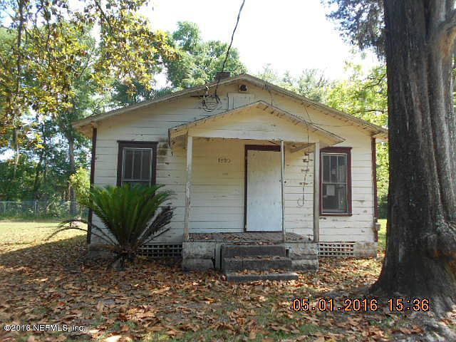 1st image of 1390 Carvill Ave