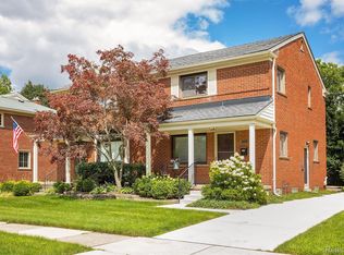 2528 Oliver Rd, Royal Oak, MI 48073