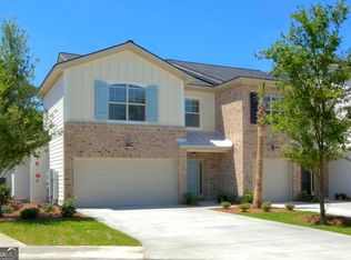 205 Mariners Cir, Saint Simons Island, GA 31522