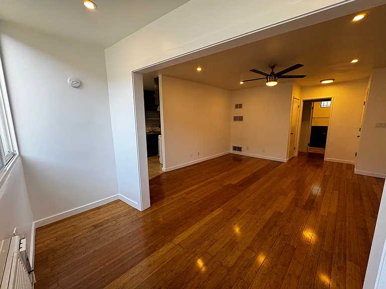 410 S Commonwealth Ave #4 — Photo 10